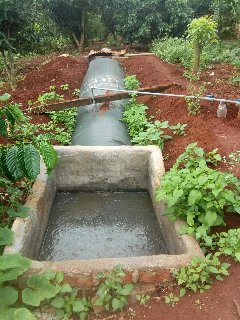 Hướng dẫn lắp túi biogas cho chăn nuôi hộ gia đình.