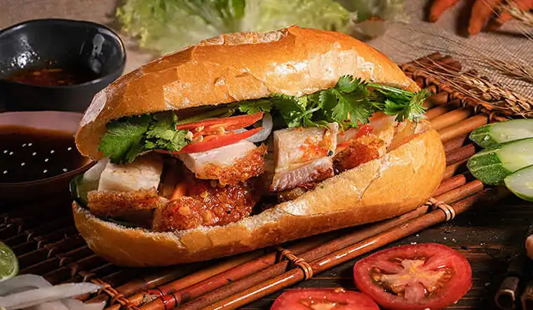 Bánh mì heo quay Bánh mì heo quay