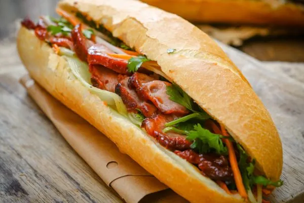 Bánh mì thịt nướng