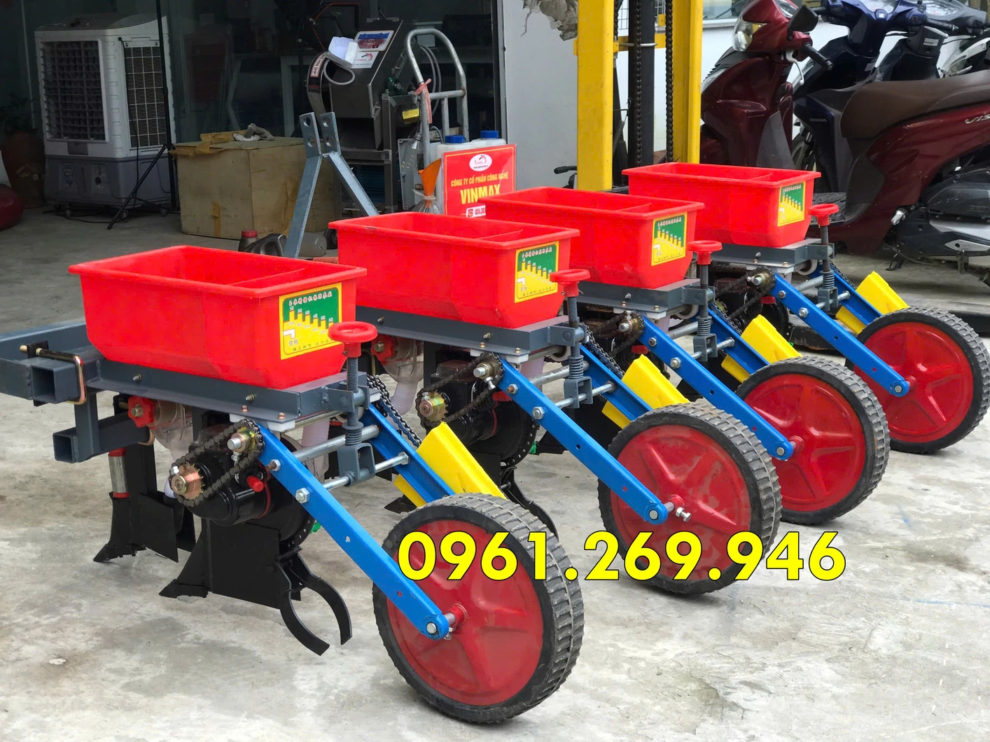 Giep hat bon phan 4 hang (6).webp