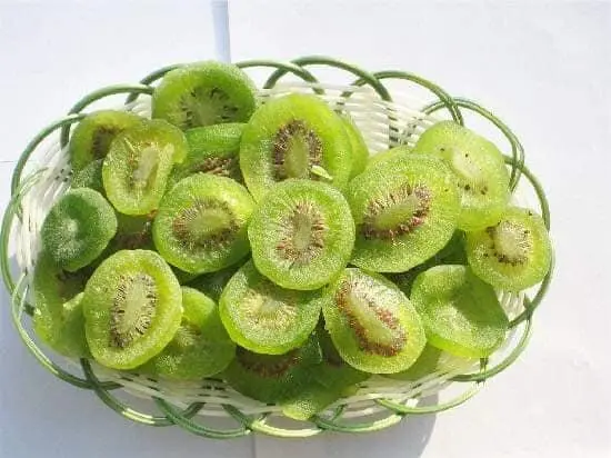 mứt-kiwi-sấy-deo.webp