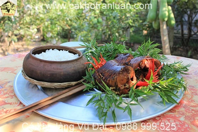 nieu ca kho tran luan.webp