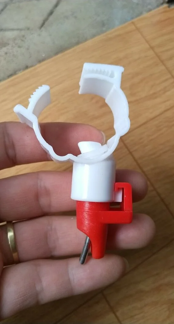 núm_uong-tu-dong-cho-vit-360 (2).webp