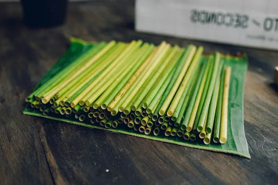 ong-hut-co-bang-ong-giao -1.webp