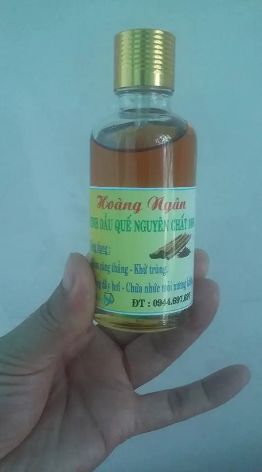 tinh dau que chai nho.webp